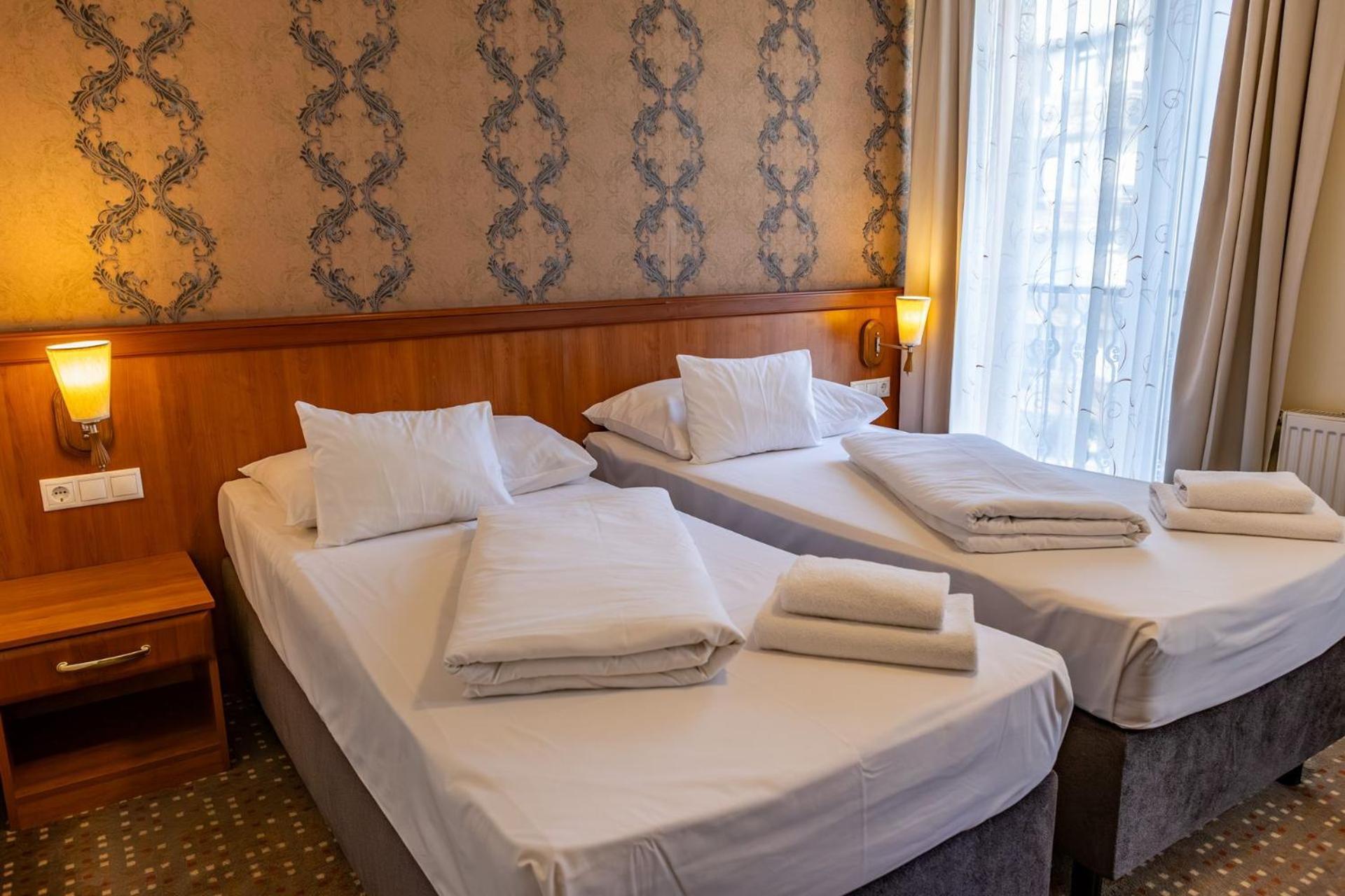 Hotel Barbakan بيتْش المظهر الخارجي الصورة