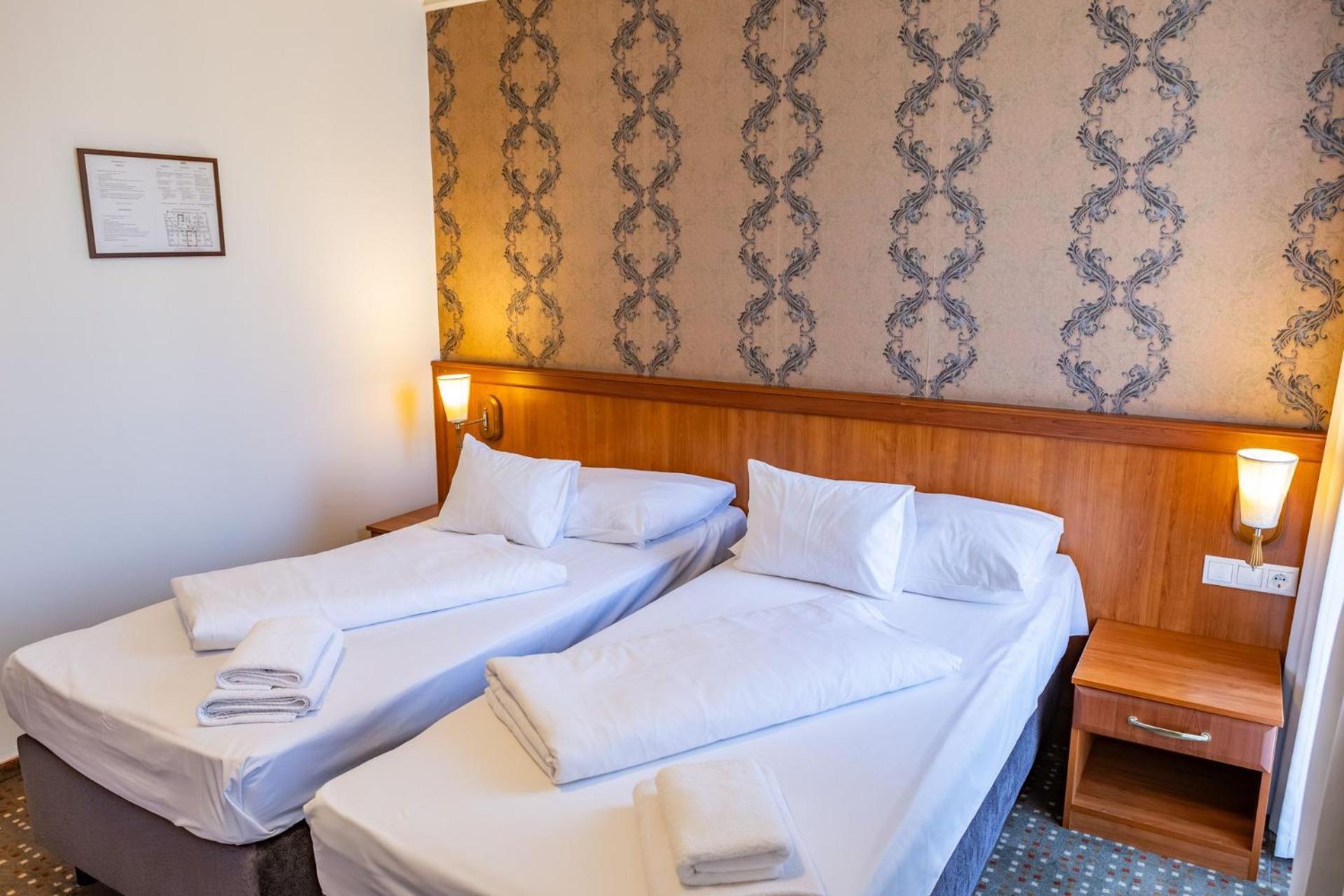 Hotel Barbakan بيتْش المظهر الخارجي الصورة